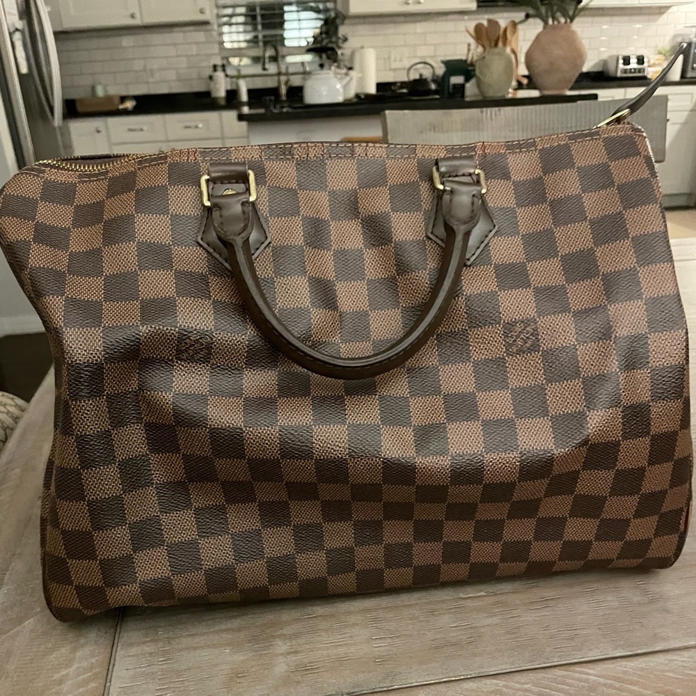 Louis Vuitton
Speedy Handbag Damier 35 - Brown - Good Condition